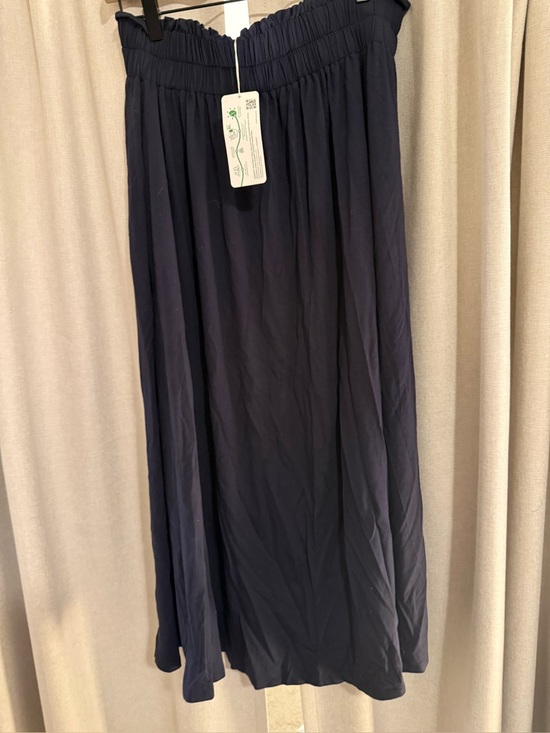Dresses & Skirts - Boden Navy Knit Maxi Skirt 10 New